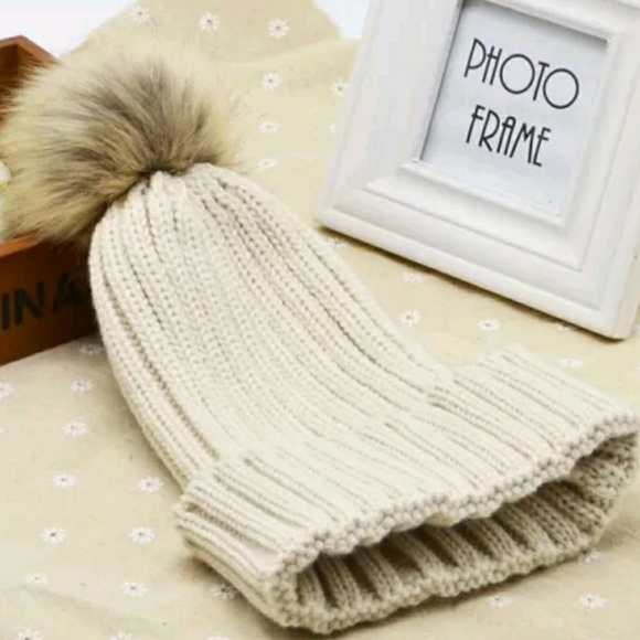 Cream Pom Pom Hat - Picture 2 of 3